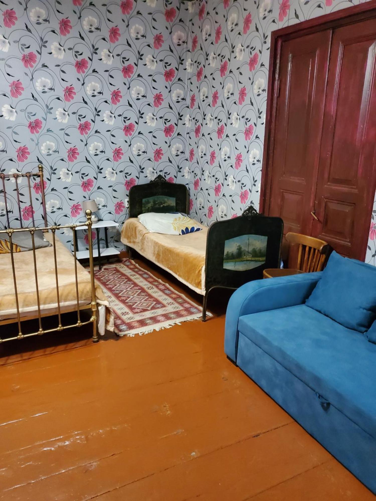 Уиут Ниниа Сад Apartment Tbilisi Exterior photo